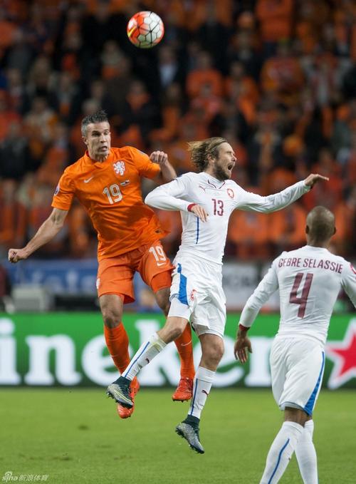 荷兰捷克欧洲杯红牌（欧洲杯荷兰队捷克）